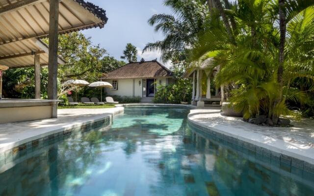 Villa Koyama by Villa Finder