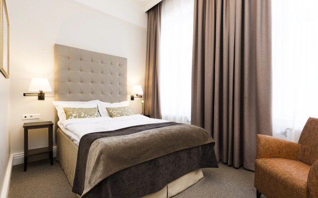 Elite Hotel Knaust