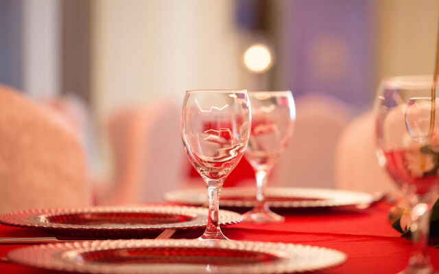 The Grand Mira Hotel