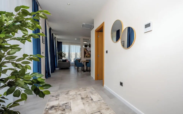 Royal Blue Resort & Residence