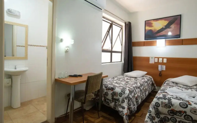 Bandeira Hotel