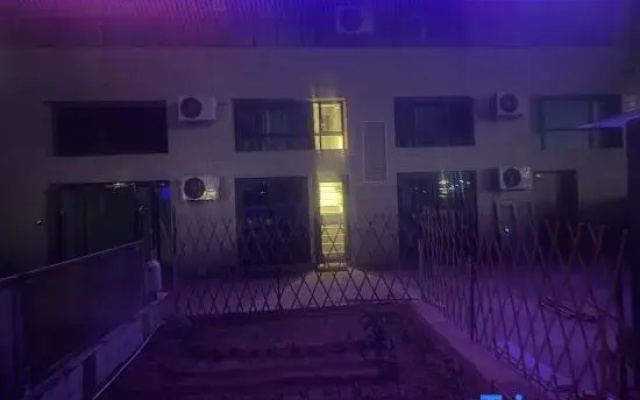 Xinxiangjia Homestay (Zhangye West Railway Station)