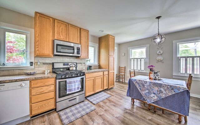 Charming East Boothbay Cottage w/ Large Yard!