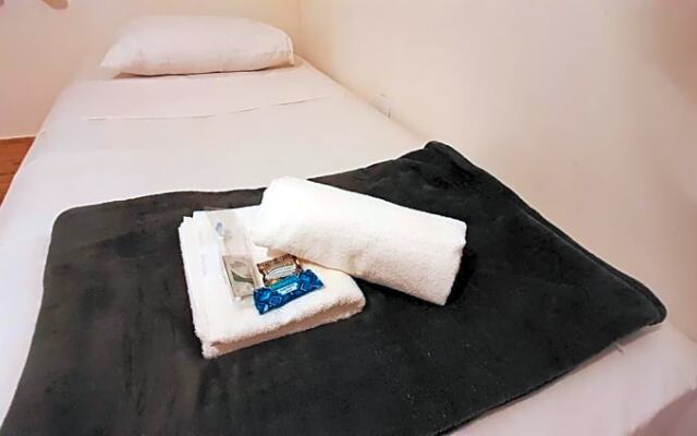LÍAH Hostel & Suites