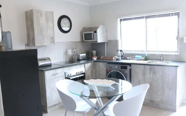 Millennium Body Guards Guesthouse