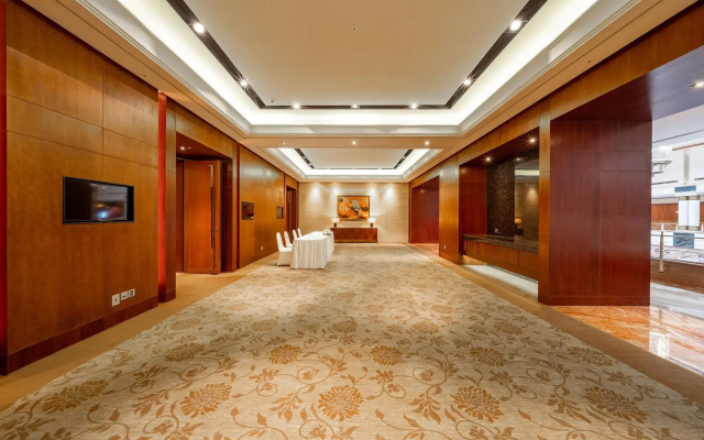 Lotte Hotel Saigon