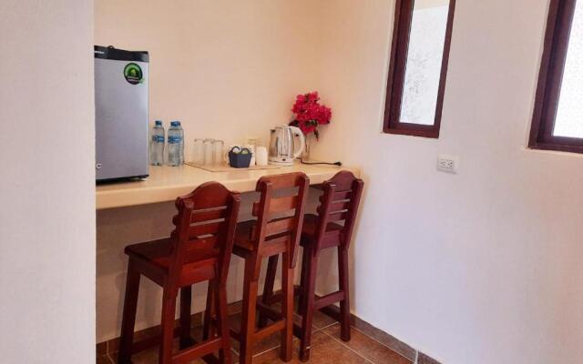 Porto Coral Hotel & Suites