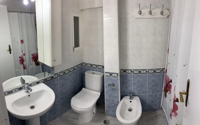 Delightful 3 Bedroom Apartment With Terrace Esp1ev