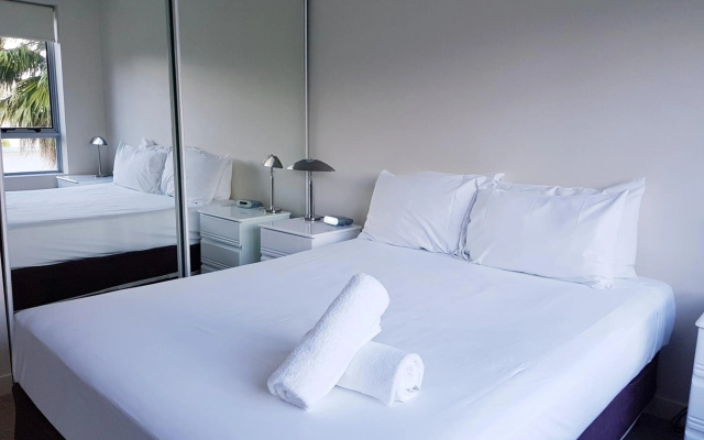 Blue C Coolangatta – Guest Rooms – Gold Coast