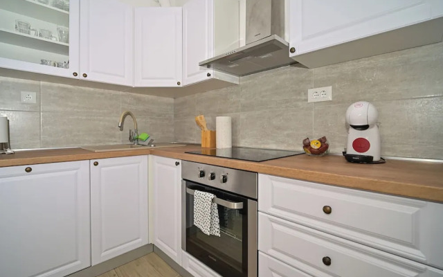 Ami Aparment Strožanac