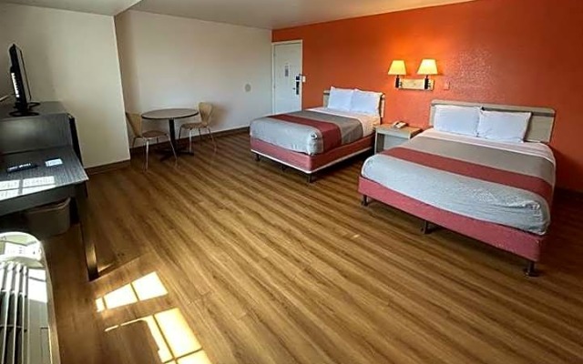 Studio 6 Bellflower, CA - Los Angeles