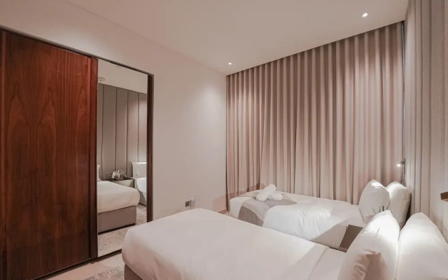Luxe Living - Spacious 2BR - Marina Gate