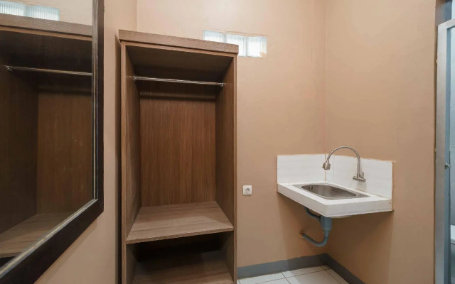 Formerly RedDoorz Syariah @ Bulak Kapal