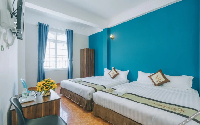Khai Hoang Hotel