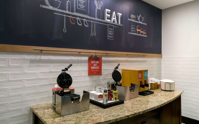 Hampton Inn & Suites Wilmington Christiana