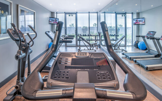 City Lodge Hotel Waterfall City