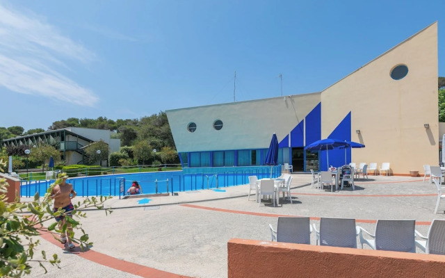 Villa 1 Sunset with Pool on Seashore