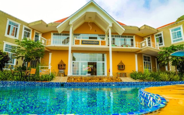 Masailand Safari & Lodge