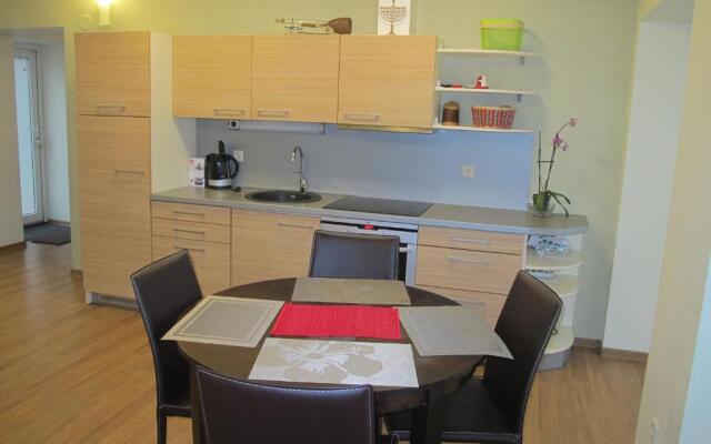 Nida Purvynės 51 apartamentai