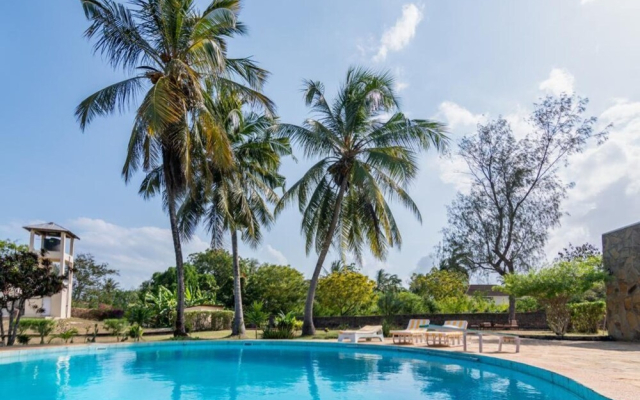 Diani Luxury Apartments by CHH