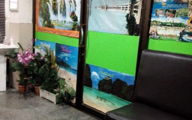 曼谷新半岛电视台餐厅酒店(New Aljazeera Hotel & Restaurant Bangkok)