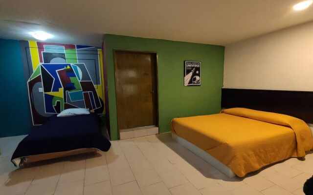 Hostal Camp De Lux