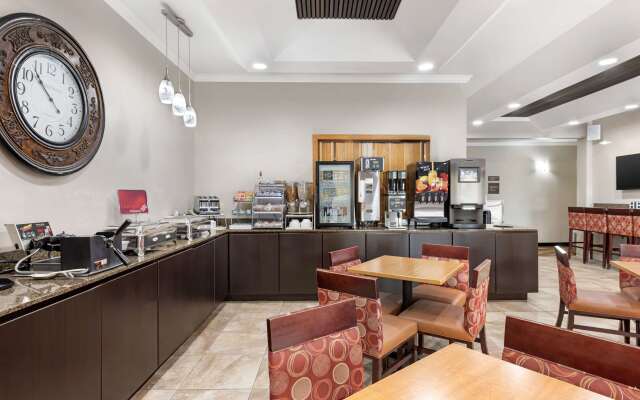 Best Western Plus Albert Lea I-90/I-35 Hotel