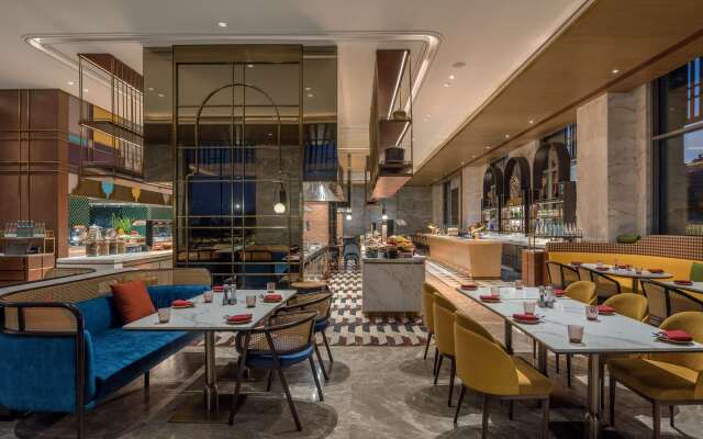 Radisson Blu Hotel & Spa, Nashik