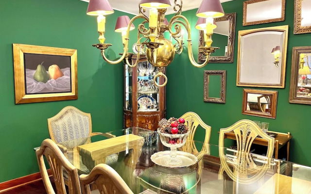 Ana Frank Boutique Hotel