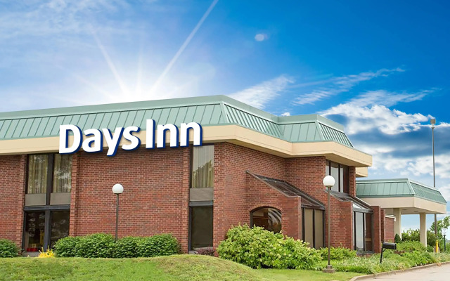 Days Inn by Wyndham Rolla