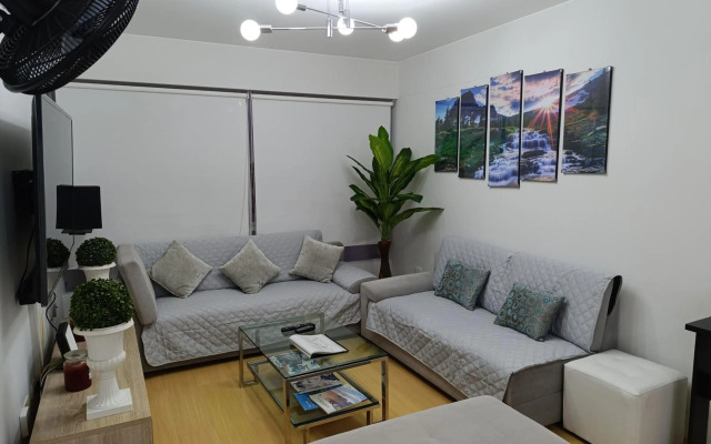 MIRAFLORES APART-10Beds-11Persons-Pool-Grill-1Garage