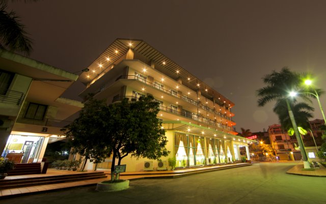 Khan Quang Do Hotel
