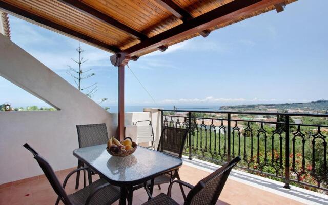 Yiannis Apartment 5 Adults