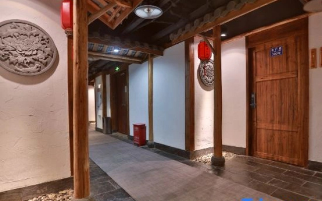 Lirenxiang Hotel