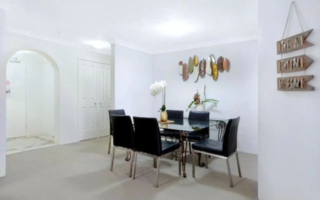 Genesis Apartments by Gold Coast Premium