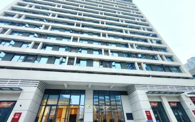 Huajian HOUSE Smart Homestay (Chengdu University of Traditional Chinese Medicine Wansheng)