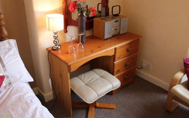 The Avenue Restaurant at The Victoria Inn