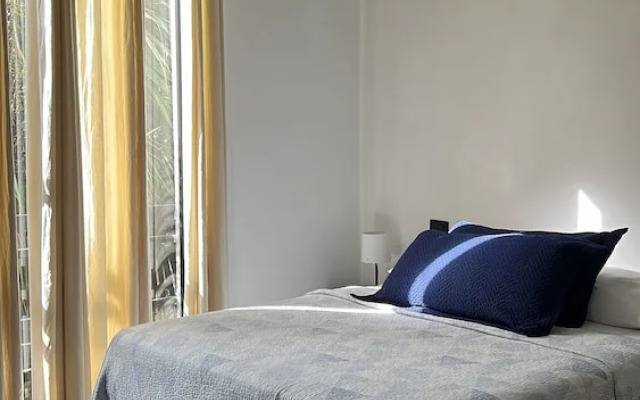 MANAYA Bed & Breakfast