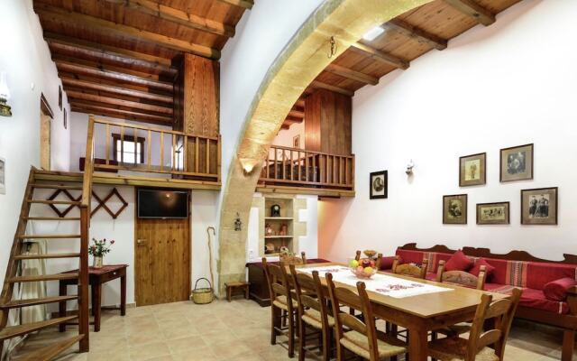 Lovely Holiday Home in Kalamitsi Alexandrou