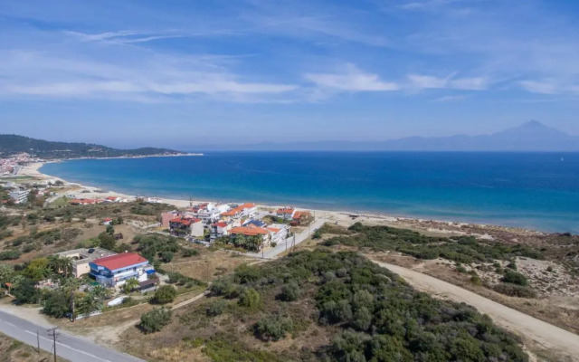 Erifili at Sarti Beach Apartments & Studios