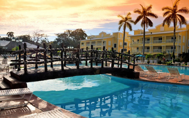 Telamar Resort