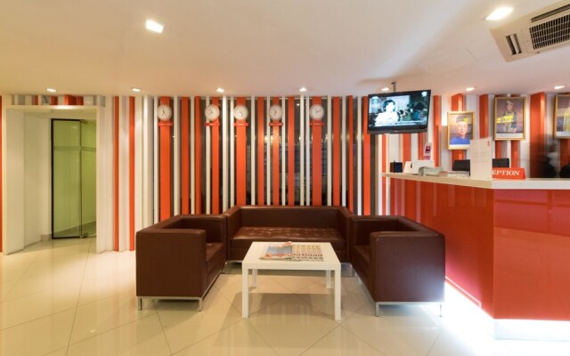 Oyo 125 K Hotel