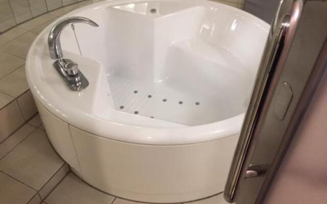 Hills 1 (Adult Only)