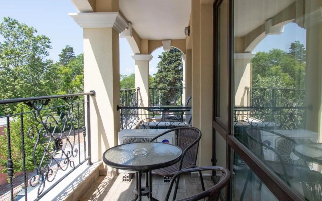 Tiffany Joy Apartments