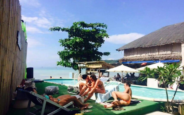 The Beacha Club