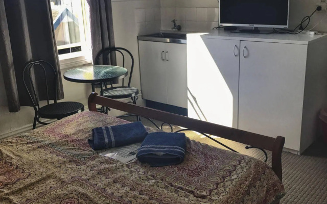 Sandy Bottoms Guesthouse