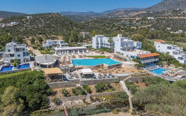 The River Suites - Adults Only