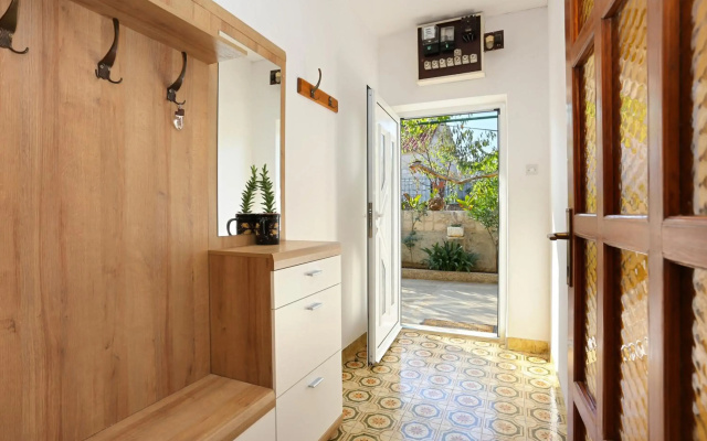 Apartments by the sea Trogir - 15517