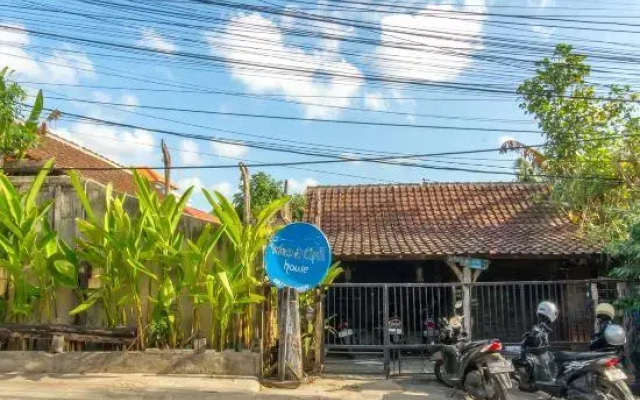 TwoSpaces Living at Wave and Chill House, Canggu