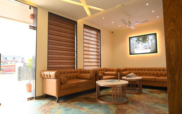 Hotel Embassy INN